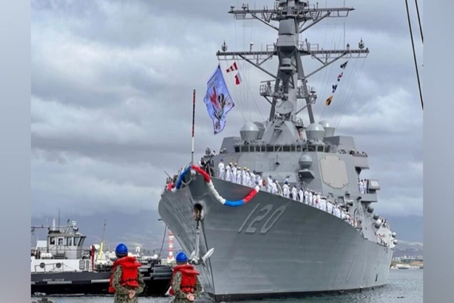 U.S. Navy destroyer sports ‘badass’ pirate-inspired flag during Pearl Harbor homecoming: pictures