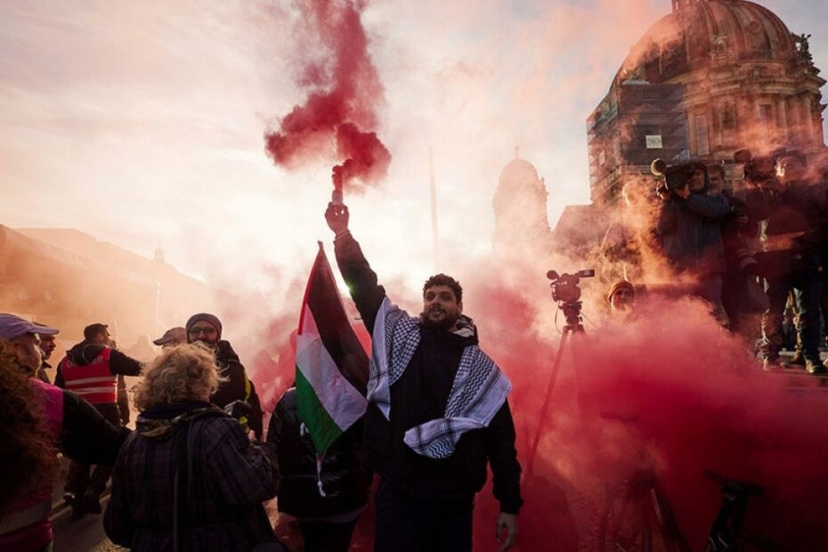 Pro-Palestinian protests turn violent across Europe