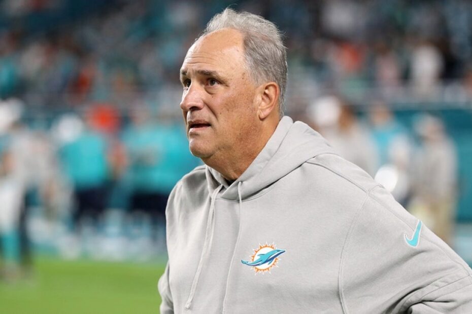 Vic Fangio joining Eagles as new defensive coordinator: reports