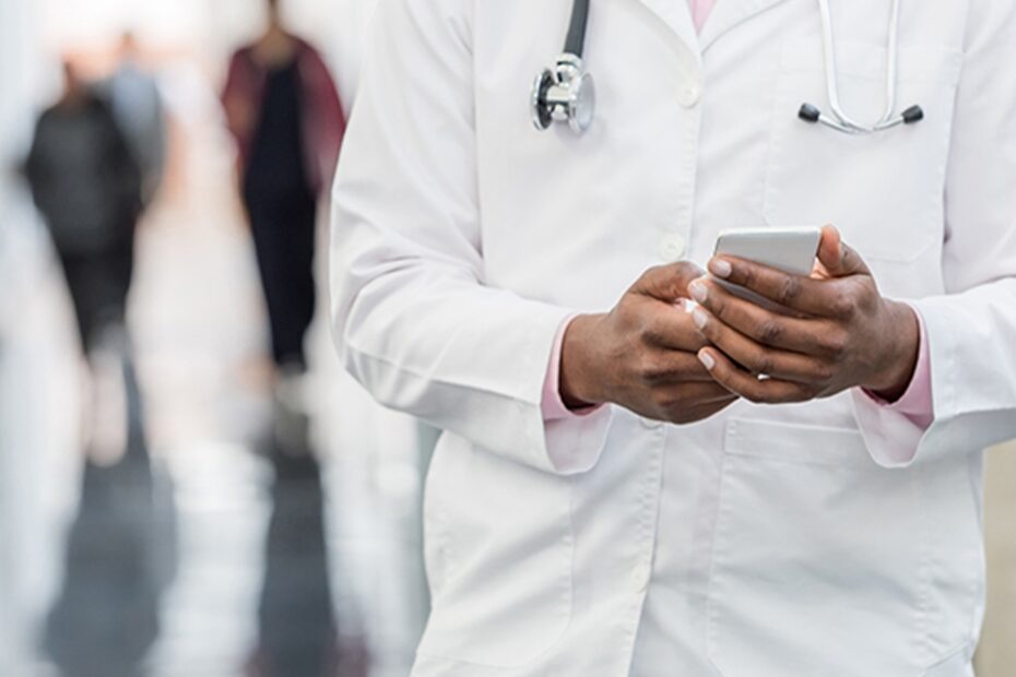 CMS clarifies rules for HIPAA compliance when texting patient data