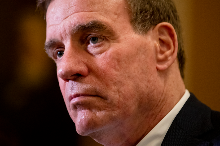 Senator Warner urges HHS to end voluntary cybersecurity requirements