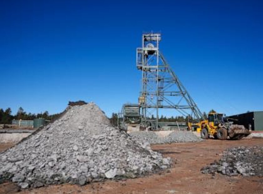 Navajo Nation plans to test limit of tribal law preventing transportation of uranium on its land